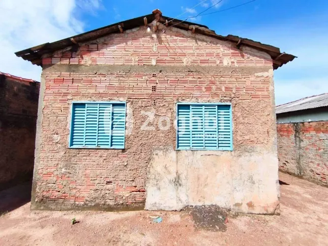 Terreno 250m² com Edificação para Reforma  Excelente Oportunidade no Bairro JK, Porto Velh