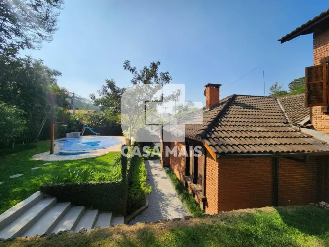 CASA ESPETACULAR | PISCINA 4 DORMS 7 BANHEIROS 390m²