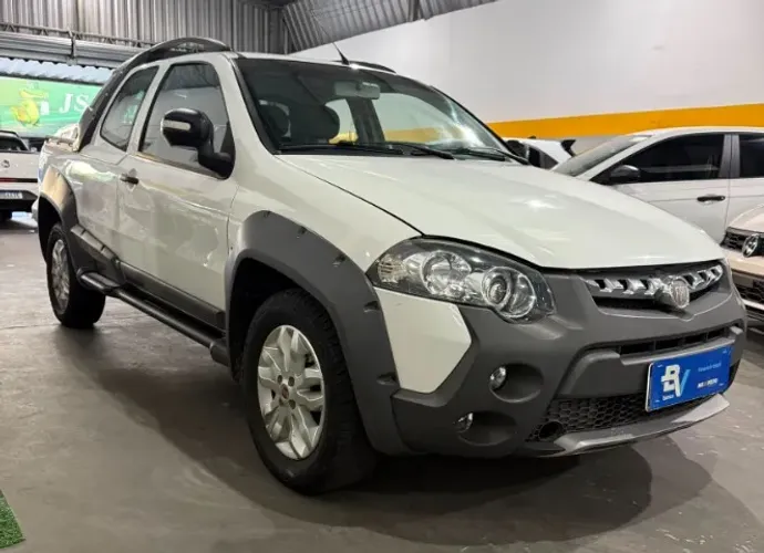 Fiat Strada Adventure1.8/ 1.8 Locker Flex CD 2013