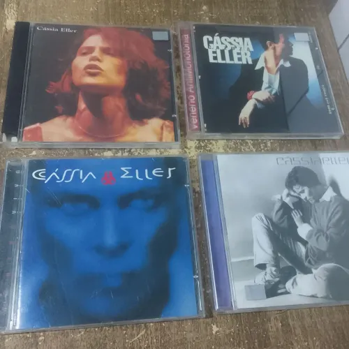 4 CDs em excelente estado 