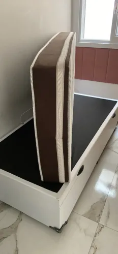 Cama box Solteiro com Baú e molas ensacadas