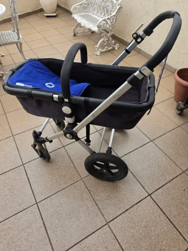 Carrinho de bebê COMPLETO alemão Bugaboo Camaleon