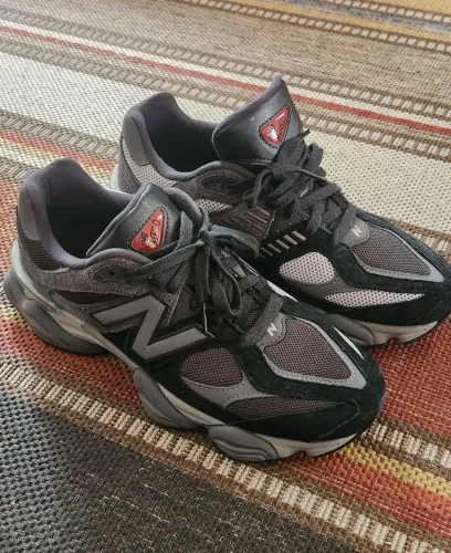 TENIS NEW BALANCE U 9060 BLK USA 8.5