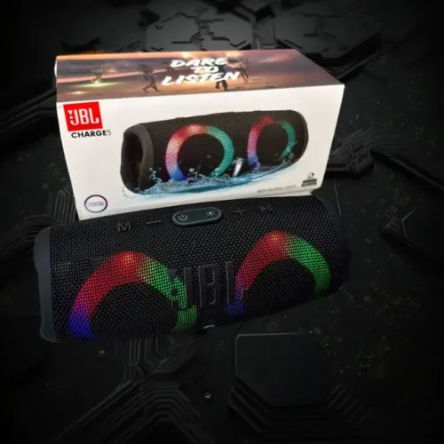 Caixa de som Jbl charge T693