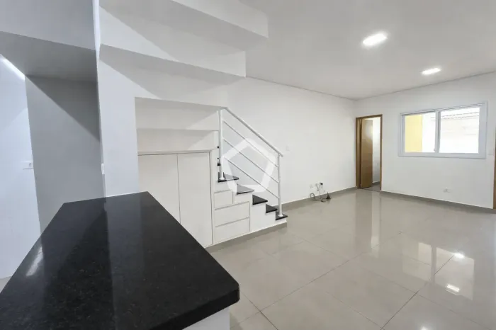Sobrado Semi novo à venda 96m² no Jardim Alzira