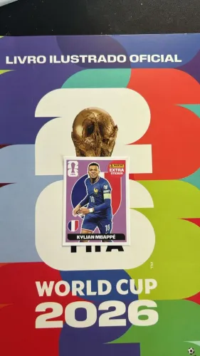 Figurinha Extra Sticker - Kylian Mbappé (lilás) - Copa do Mundo 2026