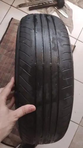 Pneu vectra 175/70 R 14 deixo montado local