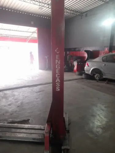 Elevador automotivo