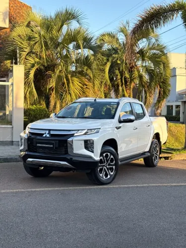 Mitsubishi L200 Triton Sport HPE-S 2.4 CD Dies. AUT 2024
