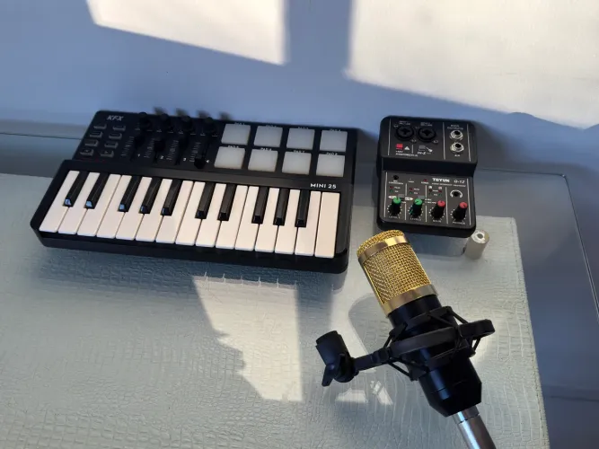 Kit para produção musical (mini estúdio)