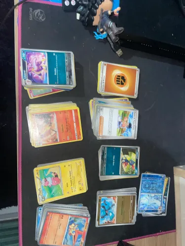 Vendes cartas Pokémon 