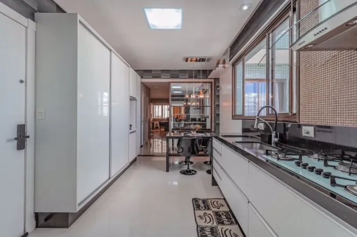 Apartamento Residencial à venda, Centro, Cascavel - AP1360.