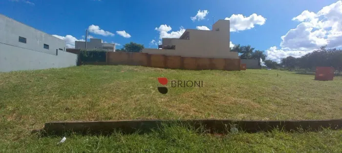 Terreno Comercial de 250m² à venda no Jardim San Marco em Ribeirão Preto/SP | Imobiliária