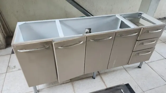 Armario cozinha pra DOAÇÃO 1,80 aço