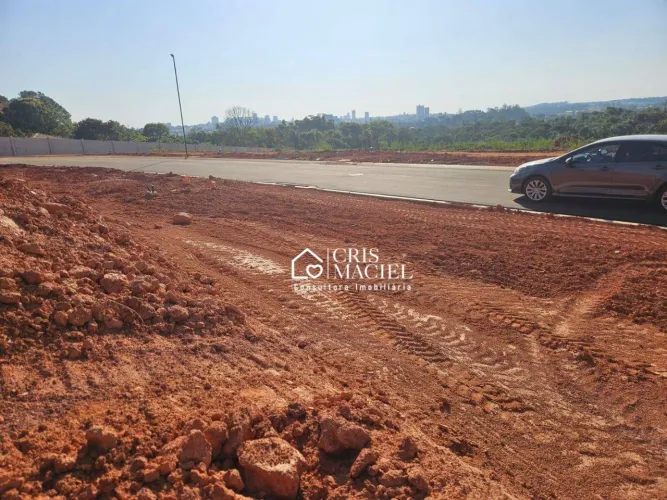 Terreno à venda no Quinta do Lago em Indaiatuba-SP!