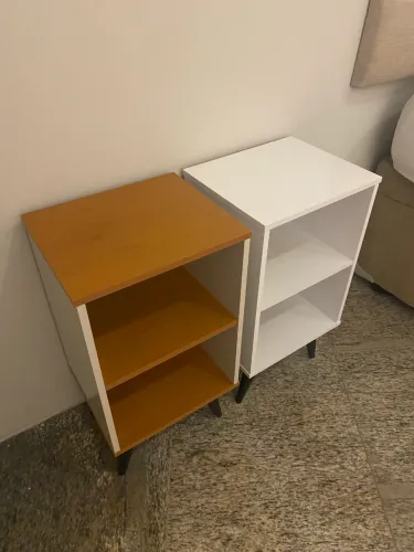 Par de Mesa de Cabeceira