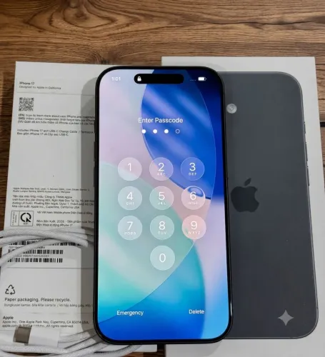 iPhone 17 256GB na caixa