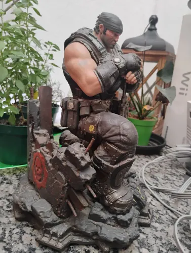 Action figure Marcus fênix gears of war