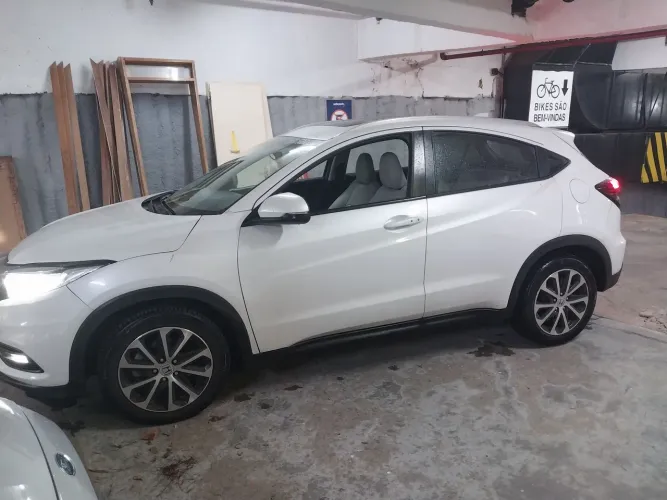 Honda HR-V Touring 1.5 TB 16V 5P Aut. 2021