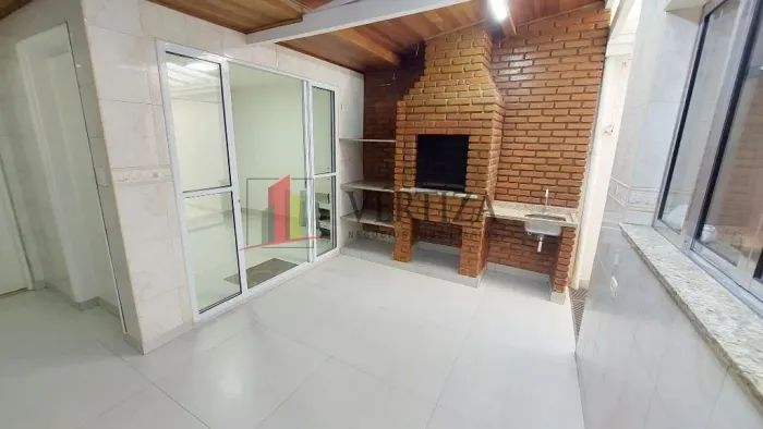 Excelente casa de vila para locação na Vila Olímpia