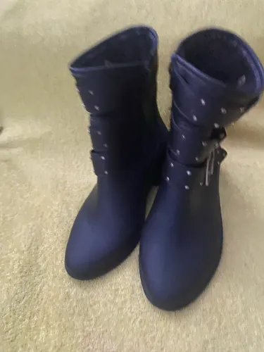 Bota preta infantil