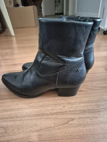 Bota Capodarte 35
