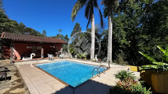 Casa à venda em Teresópolis, 4 quartos com 2 suítes, no bairro Parque Imbui codigo: 356244