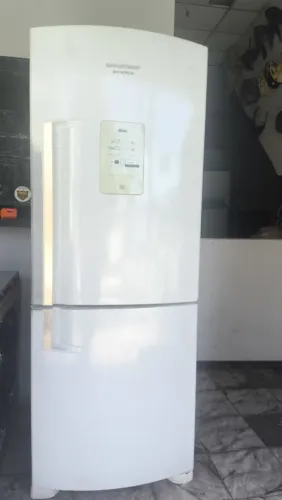 Vendo geladeira Brastemp inversor com garantia