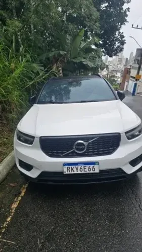 Volvo XC40 XC 40 T-5 Híbrido R-design 1.5 262cv FWD 2021