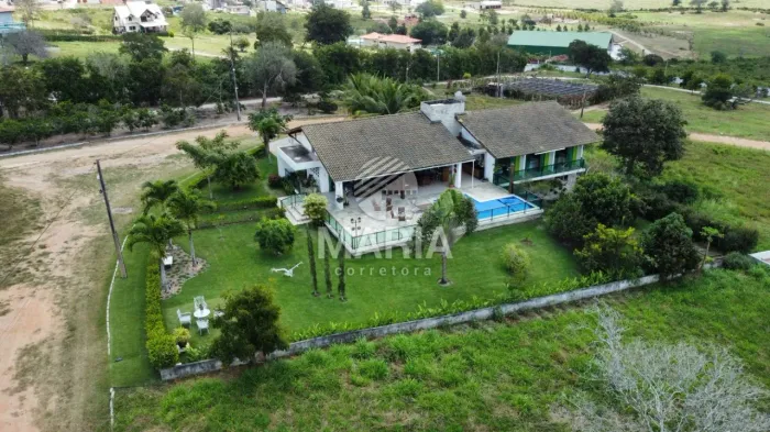 Casa á venda em condomínio fechado - Gravatá/PE!
