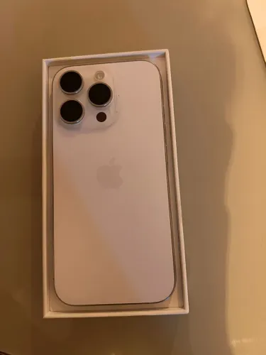 iPhone 16 pro 128gb