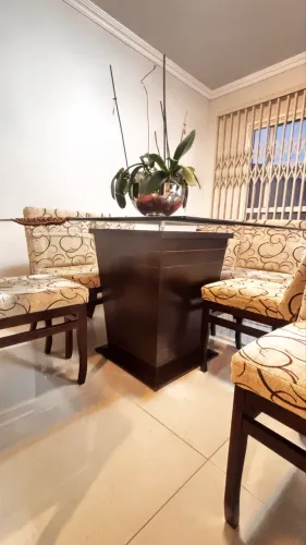 MESA DE JANTAR 8 LUGARES COM VIDRO 10MM + 8 CADEIRAS