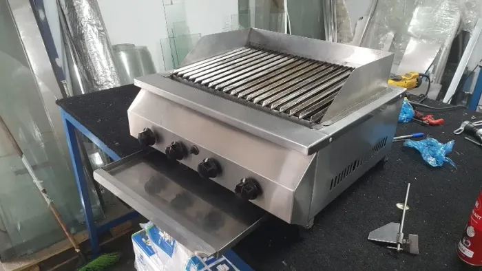 Char broiler // Churrasqueira à gás