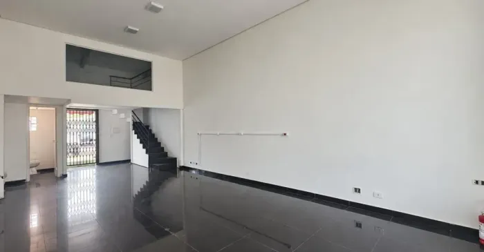 Excelente Sala Comercial de 49 m² no Alto da Glória  Curitiba/PR