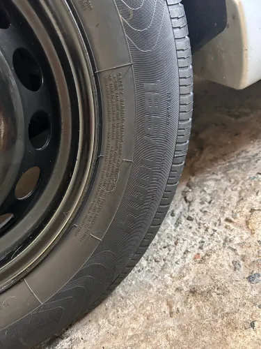 Pra vender só os pneu