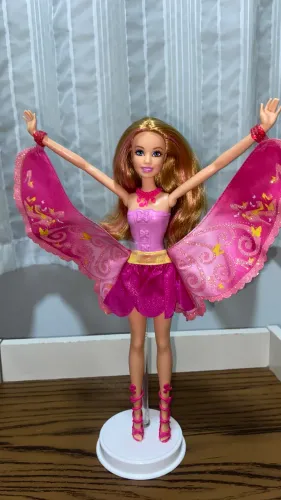 Barbie e o Segredo das Fadas