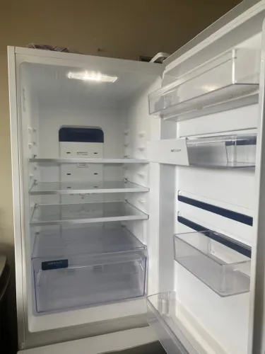 Geladeira Eletrolux branca 400L