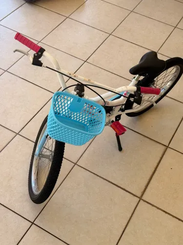 Bicicleta Infantil BTWIN - aro 20