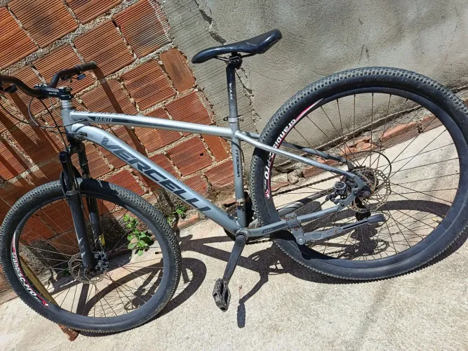 Bicicleta Aro 29 - 450,00$