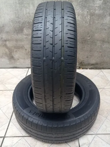 PAR DE PNEUS 165/70/14 CONTINENTAL MONTADO
