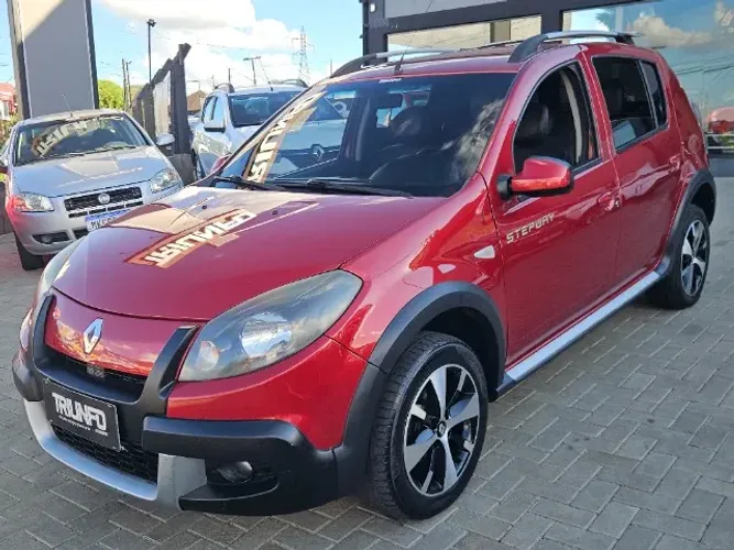 Renault Sandero Stepway Hi-flex 1.6 16V 5P Aut. 2014