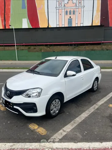 Toyota Etios X Plus Sedan 1.5 Flex 16V 4P Mec. 2020