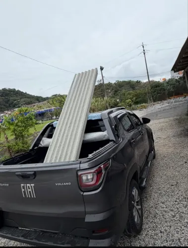 Pequenos fretes pequenos na região de Florianópolis