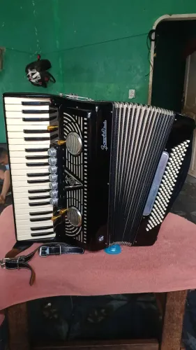 Sanfona Acordeon italiano 120