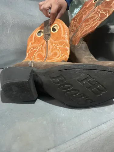 Bota HB Boots