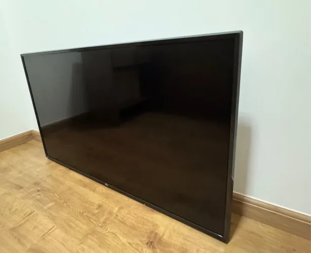 TV LG para peças