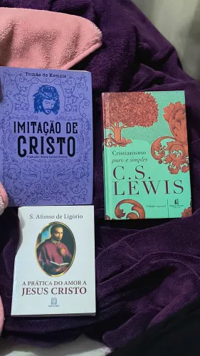 3 livros cristãos. C.S. Lewis e +. Semi novos