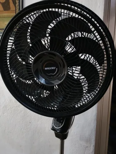 Ventilador Mallory 9 pás leia a descrição
