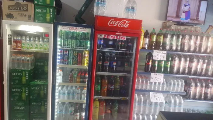 passa-se mercadinho em funcionamento ótima localização próximo a Barros Reis..
