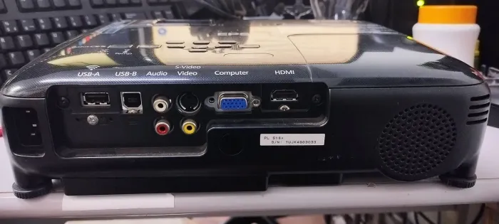 Projetor EPSON S18+
